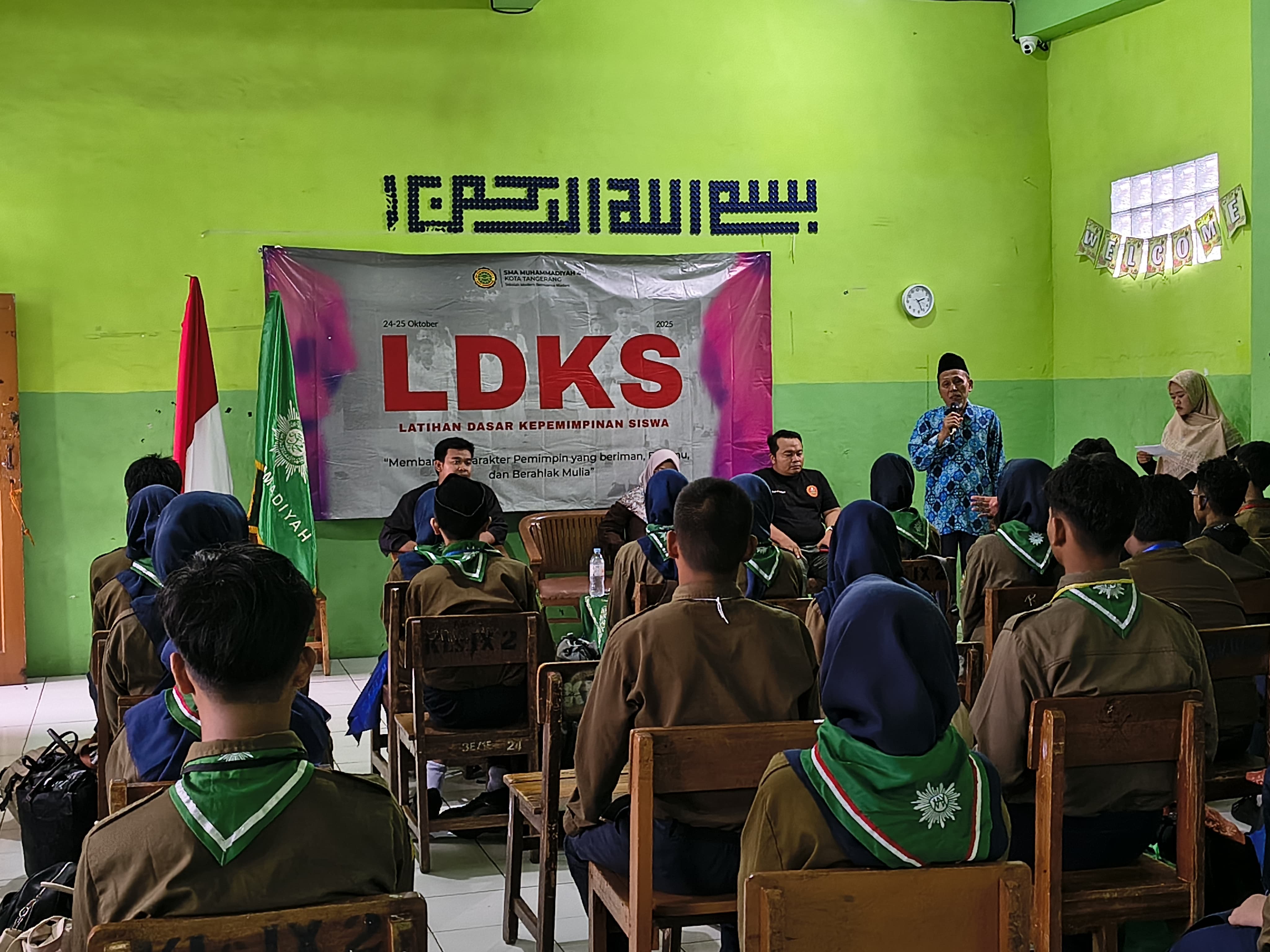 28 Istimewa