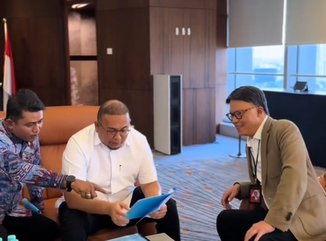 28 Bupati Solok  Dampingi Andre Rosiade Usulkan Tambahan 6 Tower BTS Telkomsel