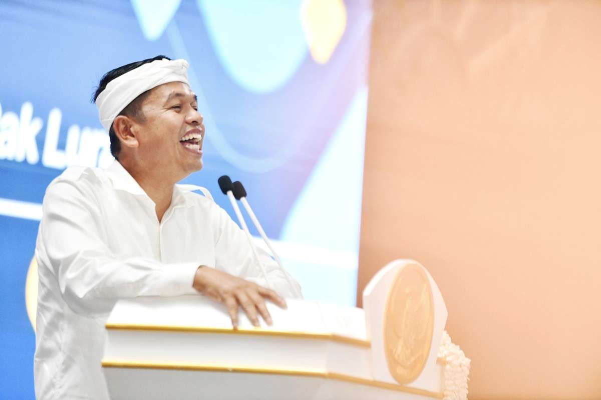 28 Gubernur Jawa Barat, Dedi Mulyadi