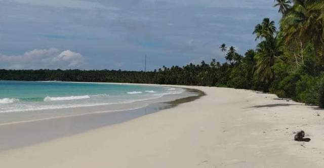 28 Menikmati Pesona Alam Telaga Ngebel dan Kelimutu